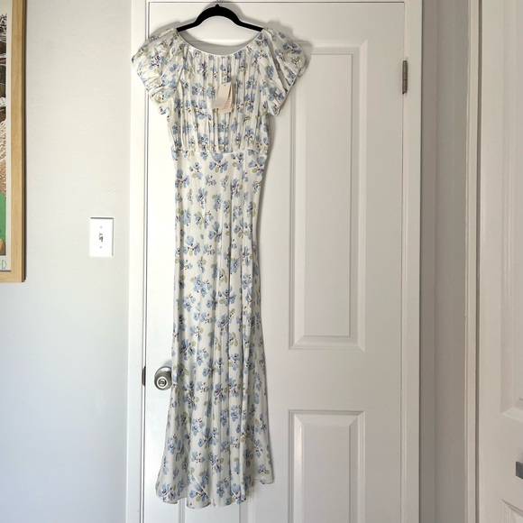 Dôen Florencia Dress in Bleu Frolicking Floral - Picture 6 of 10